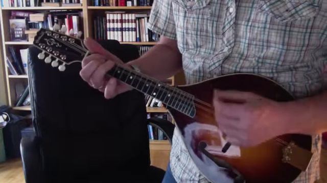 Mussels in the Corner on Mando смотреть онлайн