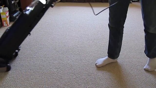 2001 Hoover Widepath (U5258-040) Soft Guard Elite Upright Vacuum Cleaner смотреть онлайн