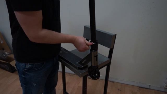 Как собрать самокат из коробки смотреть онлайн