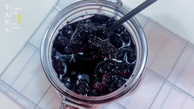 Bật mí cách làm Dâu Tằm Tắc và Dâu Tằm Sữa ngon tuyệt | Tana Coffee and Tea смотреть онлайн