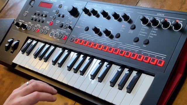 One synth, one song: Roland JD-Xi • November 13 смотреть онлайн