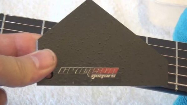 Martin LX1E Little Martin Fret Buzz High Frets