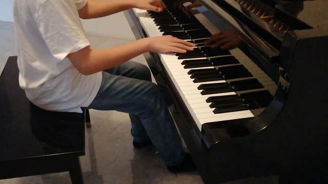 It's Been So Long (the Living Tombstone) Piano смотреть онлайн