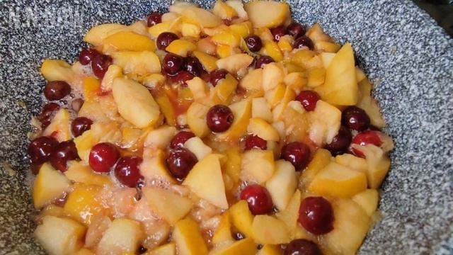 Вкуснейшее ВАРЕНЬЕ из яблок и вишни! Из замороженных яблок! Заготовки на зиму ✧ Apple and cherry ja смотреть онлайн