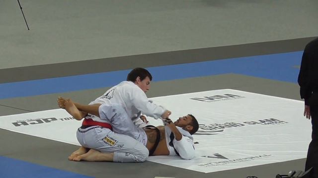 Bjorn Wallat vs Matheus Felipe Xavier - ADGS London 2022 - Black Adult - Super-Heavy смотреть онлайн