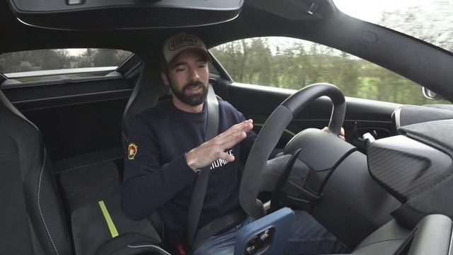 Aston Martin Vantage F1 Edition | J’essaye le Safety Car de la F1 ? смотреть онлайн