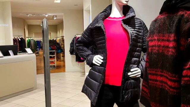 Витрины северной Италии | Вечерняя прогулка | Январь 2023 смотреть онлайн