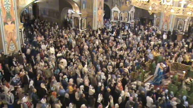 Перенесение мощей преподобного Амфилохия в Преображенский собор смотреть онлайн