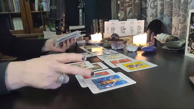 LIVE TAROT READINGS смотреть онлайн