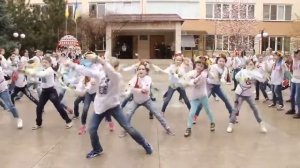 Флешмоб с лентами, Гимназия 7.