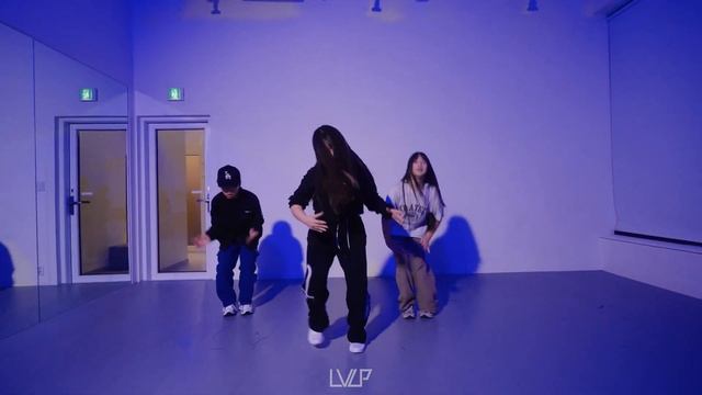 Jessi (제시) - 'ZOOM' / LVUP K-POP CLASS (케이팝 클래스) смотреть онлайн