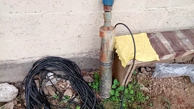 Ремонт скважины, в пластик ставим сталь. смотреть онлайн