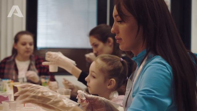 Флюид арт в хобби-руме Энфилда