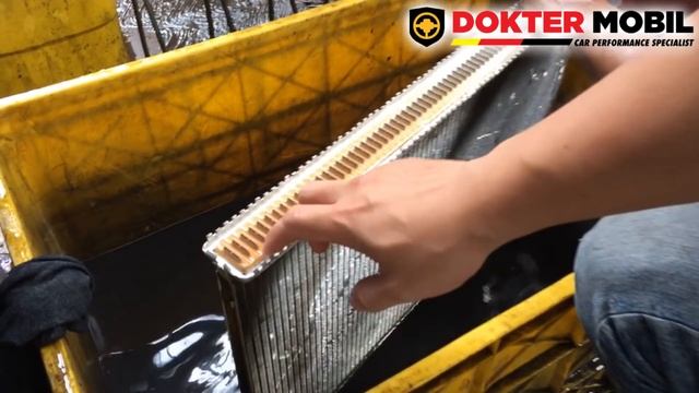 Radiator FORD FIESTA ini RUSAK karena AIR AC !!! смотреть онлайн