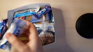 Простой способ сделать коробку со сладостями своими руками. Интересное и бюджетное наполнение