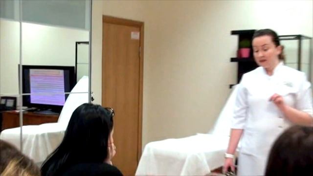 Никаких бань, загара и алкоголя смотреть онлайн