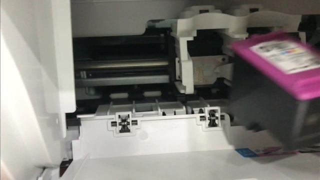 Replacing Ink Cartridges HP Deskjet  2710/2700 Printer /HP DeskJet 2710 Ink Cartridges Replacement