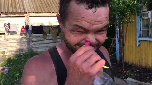 Как промыть носоглотку после пыльной работы. (Присутствуют сцены аморального поведения!) смотреть онлайн