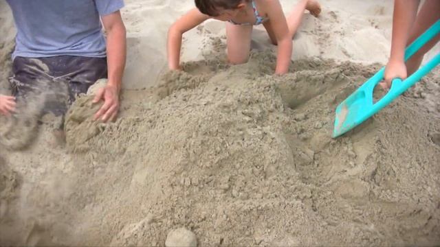 Игрушки для песка, воды и снега Quut (Бельгия).Лопата Scoppi. смотреть онлайн