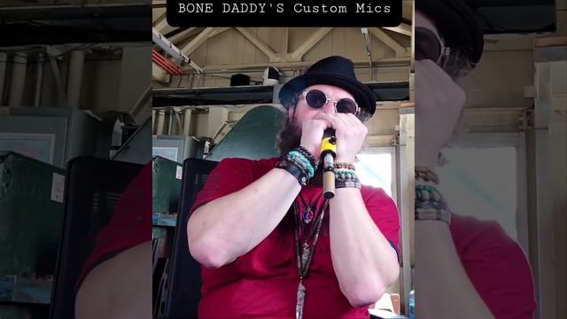 BONE DADDY'S Custom Mics смотреть онлайн