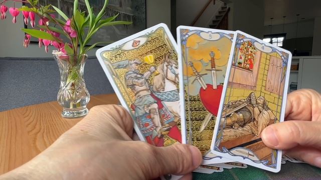 Мысли и чувства мужчина. Таро Колена смотреть онлайн