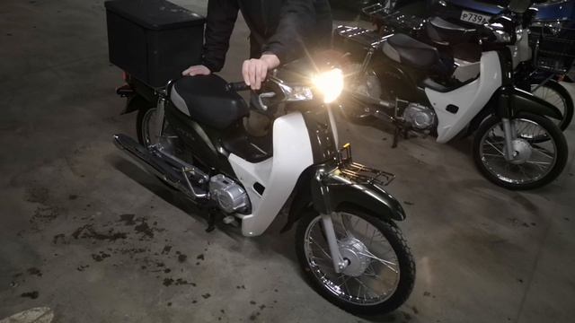 Honda Super Cub AA04 проверка работы AA04-1102170