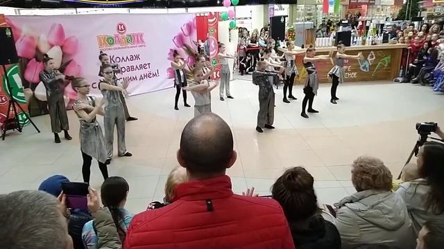 09.03.2020 Кострома. ТЦ "Коллаж" смотреть онлайн