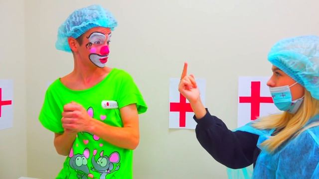 МАЛЯВКИ ПОПАЛИ В БОЛЬНИЦУ к ДОКТОРУ С УКОЛАМИ!! смотреть онлайн