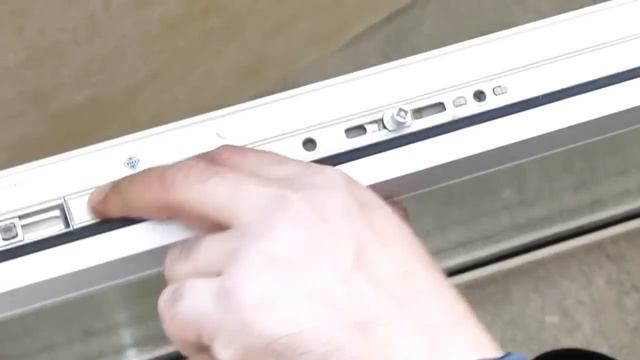 Монтаж поворотно откидного запора на пластиковом окне смотреть онлайн