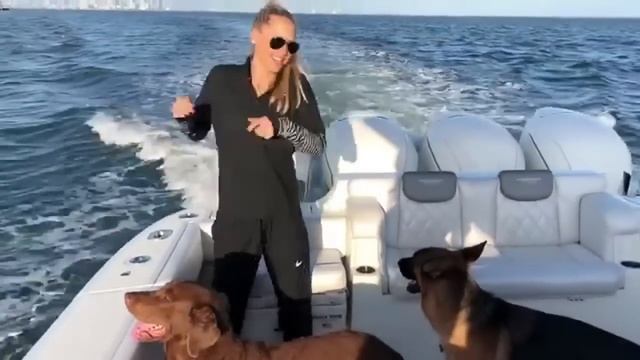 Enrique Iglesias & Anna Kournikova Boat Ride #familytime