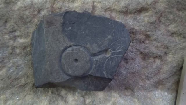 Неоконченная литейная формочка с раскопа по Московской, 47 смотреть онлайн