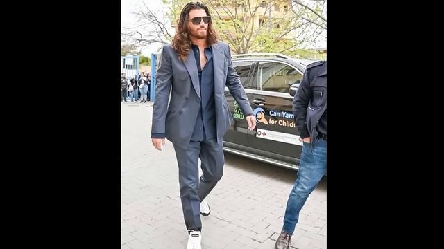 Can Yaman has announced that Demet Özdemir is his girlfriend! смотреть онлайн