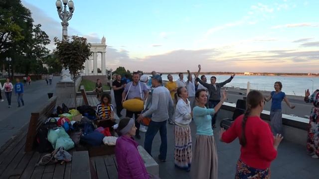 Харинама Волгоград центр набережная 09 09 20 бх Анна Б смотреть онлайн