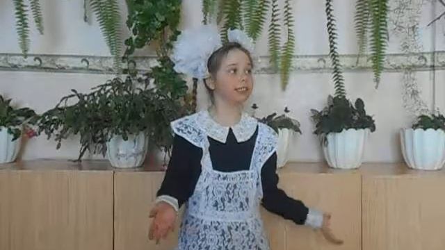 Страна читающая - Милия Барченко читает произведение "Майская песенка" В.В.Маяковского смотреть онлайн