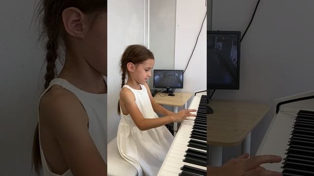 Остроух Ева. И.Столяревский. Вариации на тему песенки Львенок и Черепаха смотреть онлайн