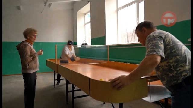 Необычным настольным теннисом занимаются жители Уссурийска смотреть онлайн