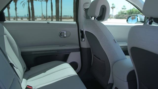 Hyundai Ionic 5 - Essai De Derrière Le Volant