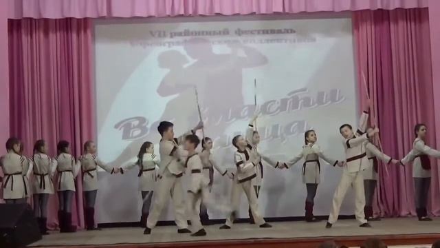 Танец «Русь державная» Образцовый хореографический коллектив «Калейдоскоп» смотреть онлайн