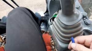 Управление экскаватором!Как это выглядит глазами экскаваторщика.