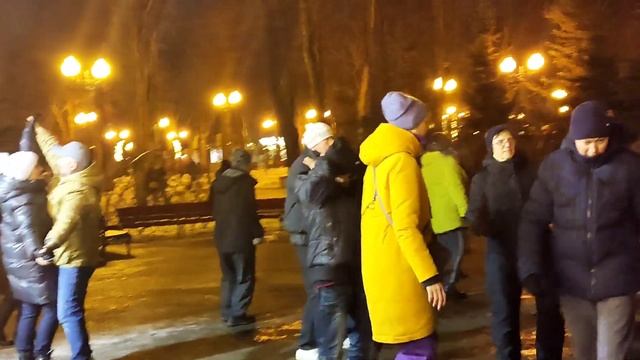 ПОЛЮБИЛА ЖЕНАТОГО!???/ТАНЦЫ В ПАРКЕ ГОРЬКОГО ХАРЬКОВ ЯНВАРЬ 2022 смотреть онлайн