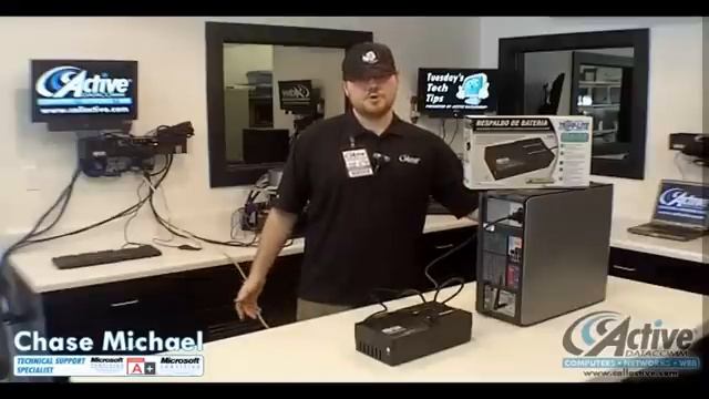 Tuesday's Tech Tips: Chase Demonstrates How to Connect and Use a Battery Backup, or UPS смотреть онлайн