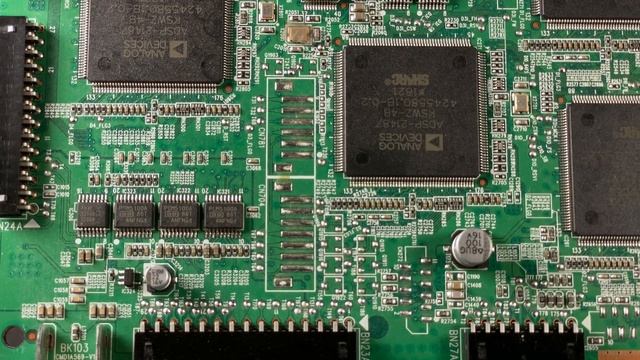Marantz AV7705 teardown смотреть онлайн