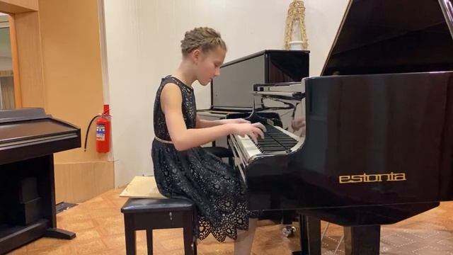 Архипова Мария, Сатка, 5 класс, Ч Г 2, Этюд №25, Э Григ Танец Эльфов смотреть онлайн