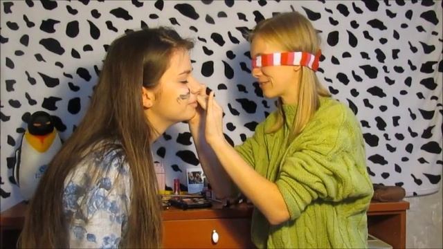 Первое видео/Макияж с закрытыми глазами смотреть онлайн