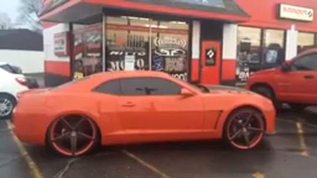 Camaro hooked up on air ride, Lexani's, and more. Autosport Plus Canton, Ohio. смотреть онлайн