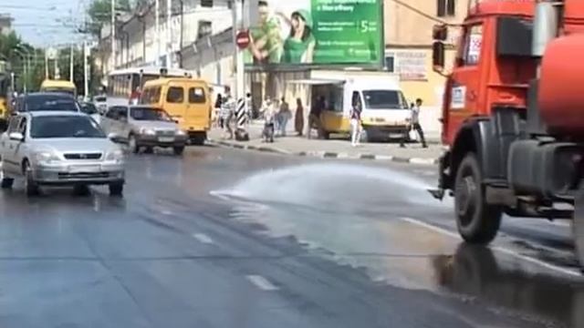 Влажная уборка города смотреть онлайн