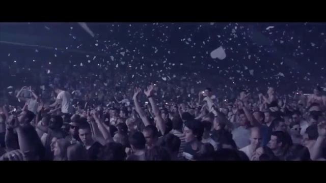 Hardwell - Spaceman Vs Supa Dupa Fly (Intro Bringing The Madness 2017)