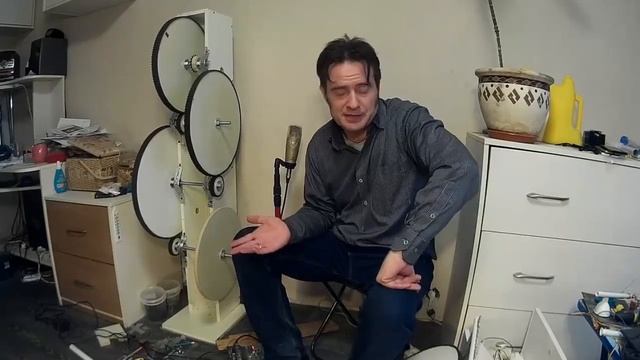 Гравитационный бтг генератор для заряда аккумуляторов. Настоящий редуктор из отходов своими руками! смотреть онлайн