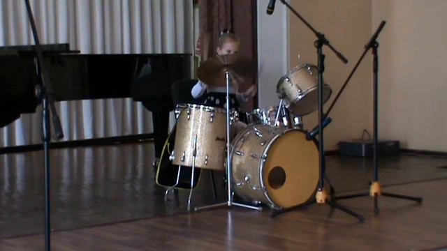 Queen - We Are The Champions (Drum cover by Sofiya Mikhaylova) смотреть онлайн