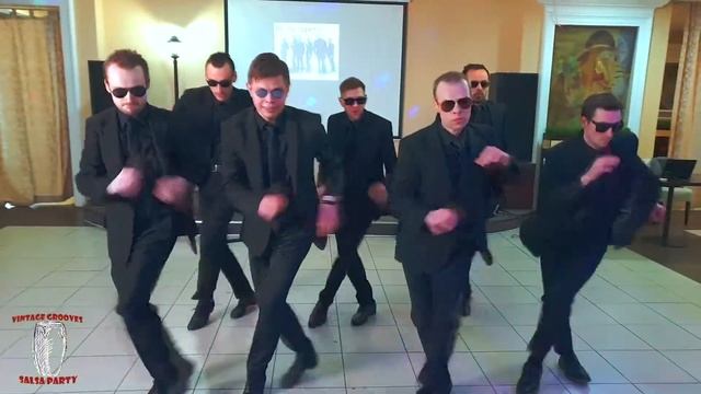 Премьера выступления группы мужского стиля в сальсе, посвященная 8 марта! смотреть онлайн
